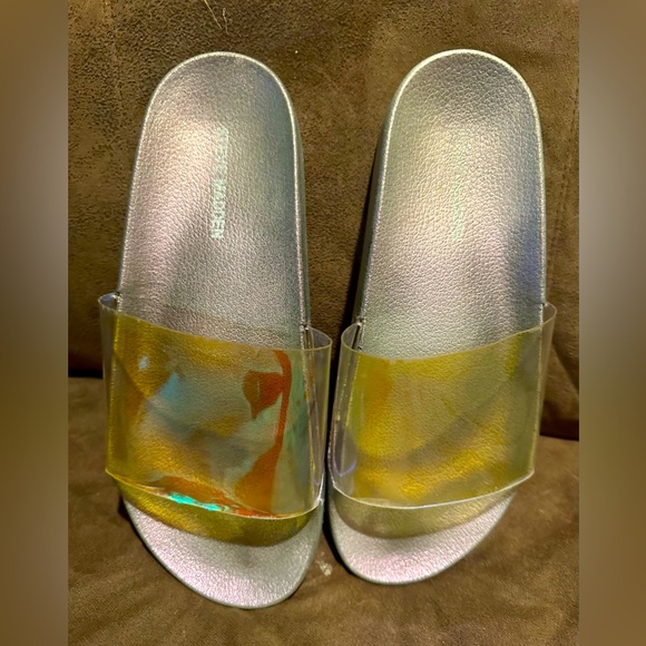 Steve Madden Slides 
Size 8 - Picture 2 of 3
